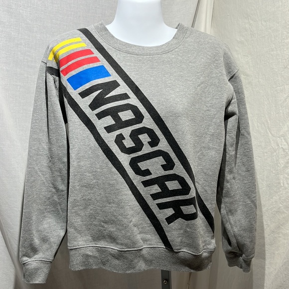 NASCAR Women’s Sweatshirt, No Flaws, Size M - Picture 1 of 3